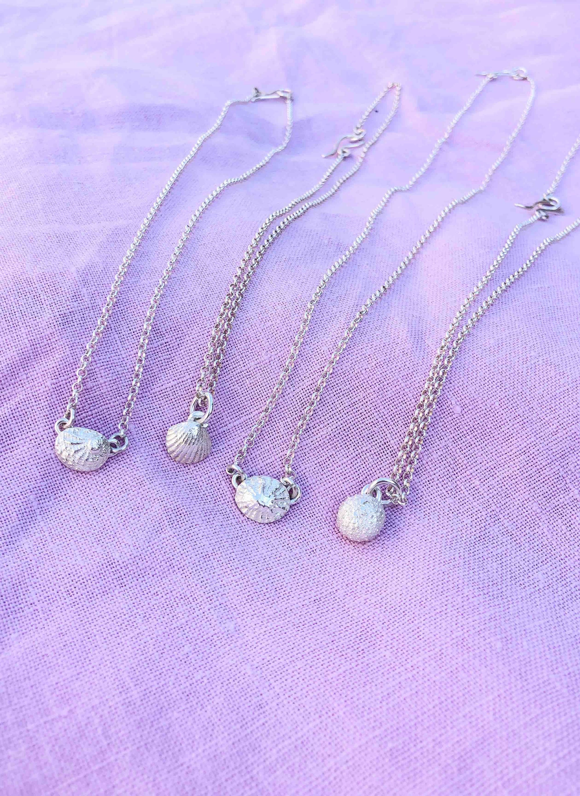 Dainty Clam Shell Necklace